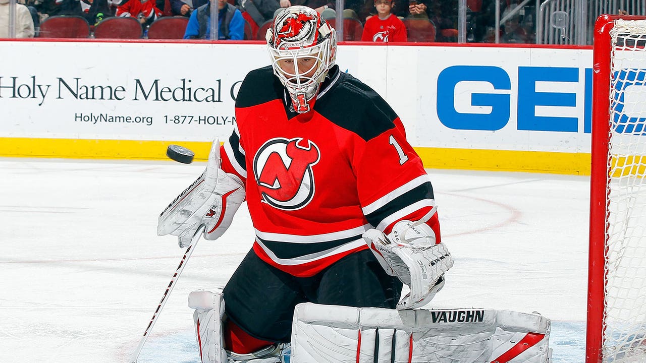 Kinkaid stops 26 shots as Devils take care of Panthers
